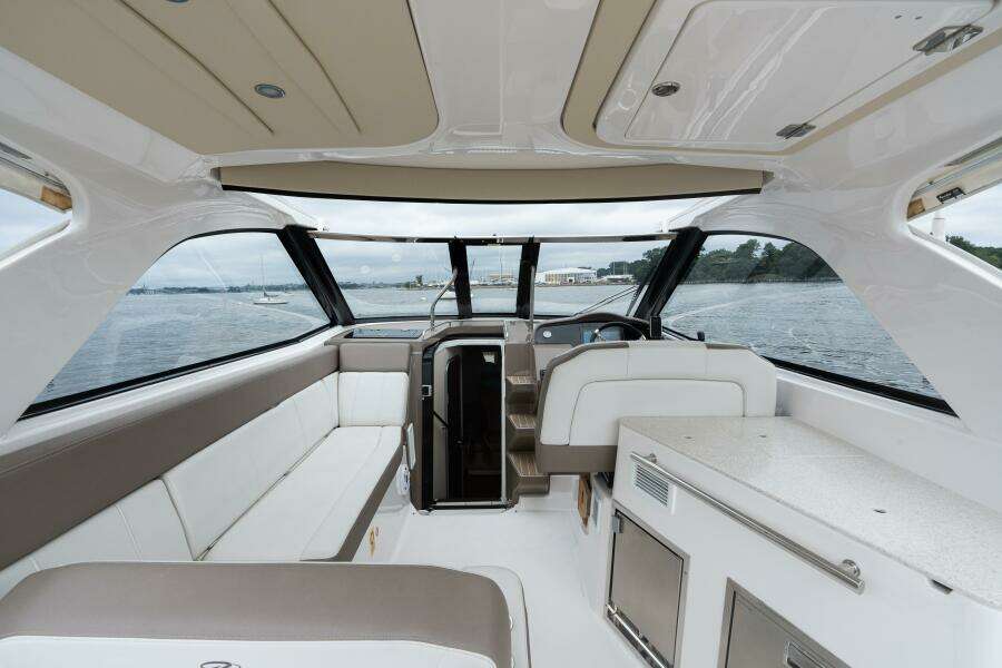 35ft Regal Yacht For Sale