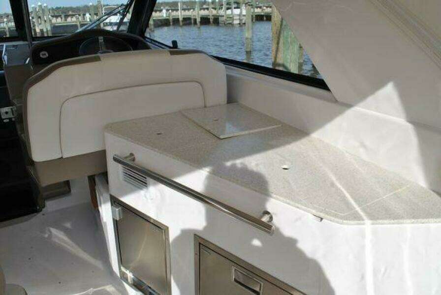 35ft Regal Yacht For Sale