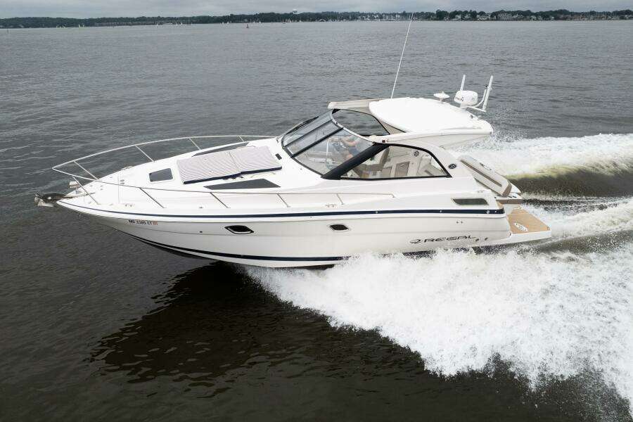 35ft Regal Yacht For Sale