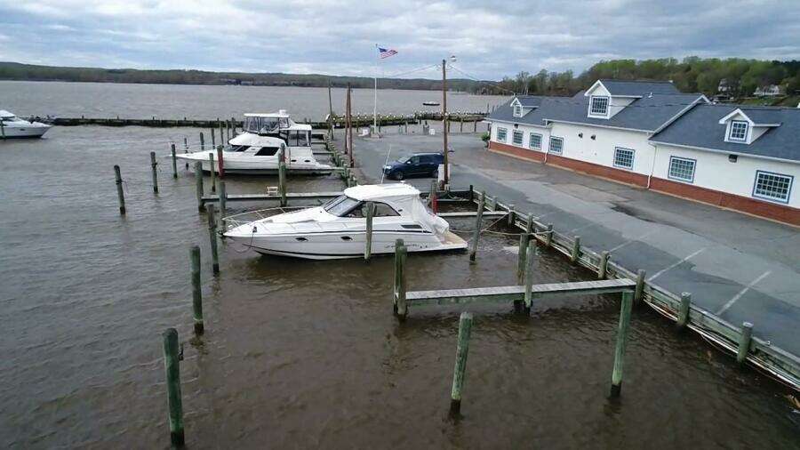 35ft Regal Yacht For Sale