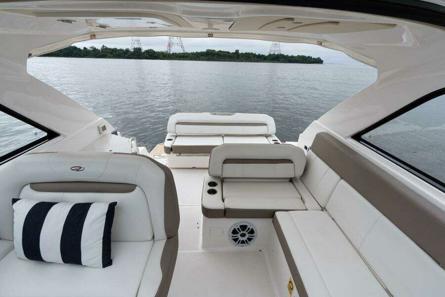 35ft Regal Yacht For Sale
