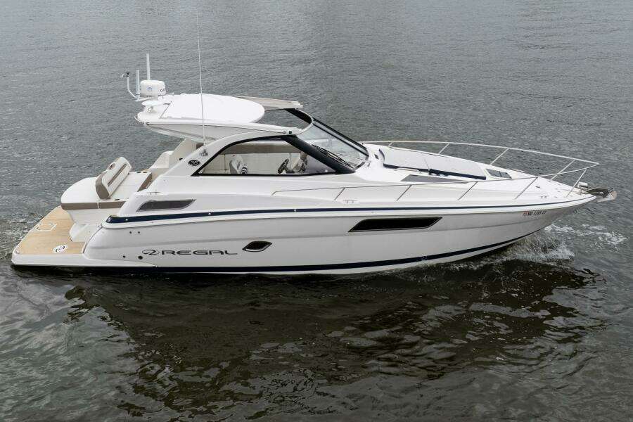 35ft Regal Yacht For Sale