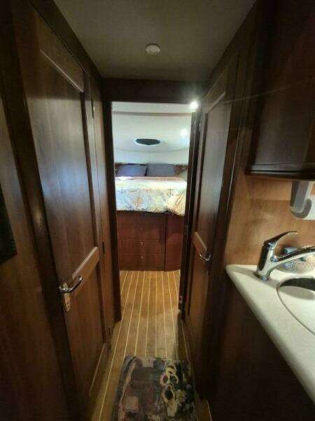 38ft Silverton Yacht For Sale