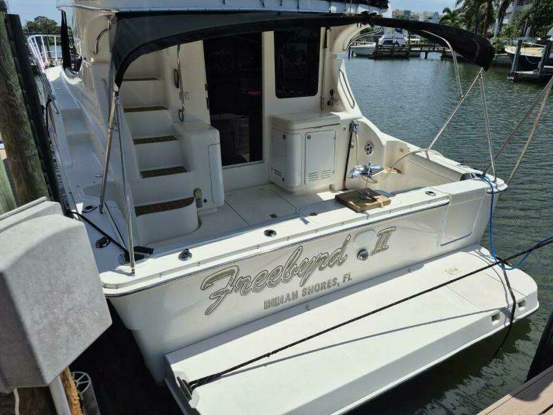 38ft Silverton Yacht For Sale