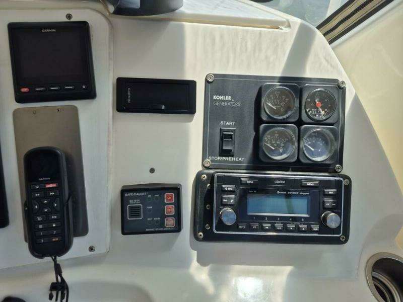 38ft Silverton Yacht For Sale