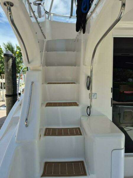 38ft Silverton Yacht For Sale