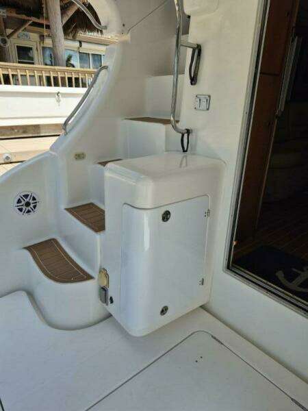 38ft Silverton Yacht For Sale