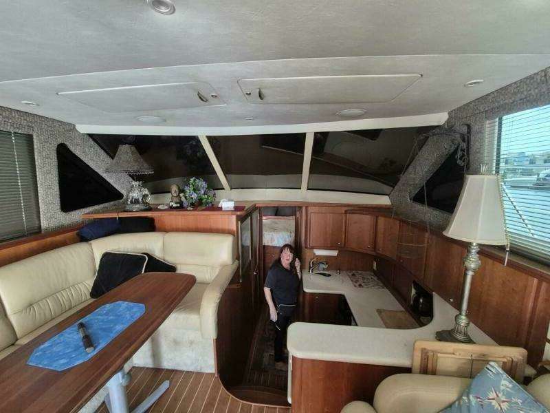 38ft Silverton Yacht For Sale