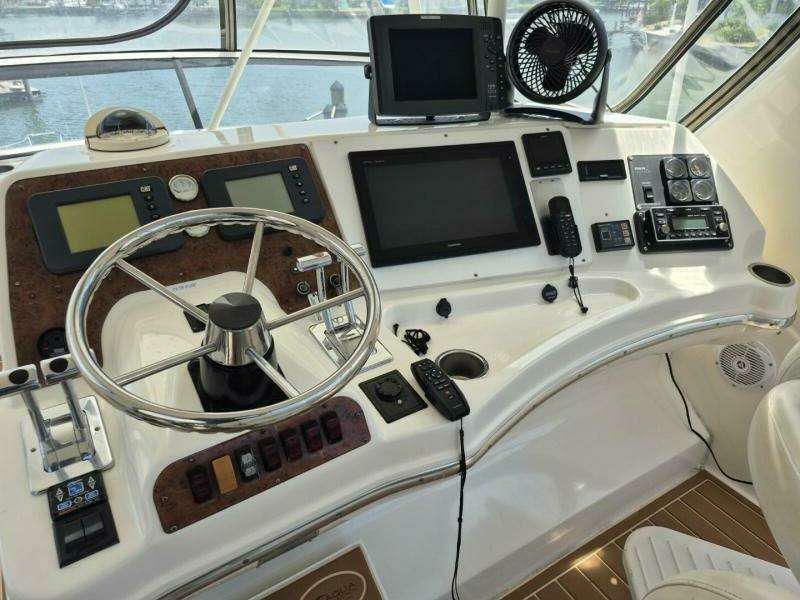 38ft Silverton Yacht For Sale