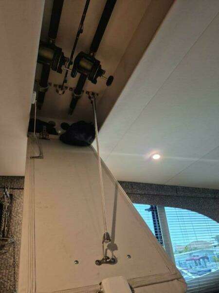38ft Silverton Yacht For Sale