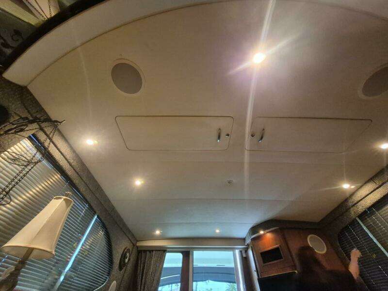 38ft Silverton Yacht For Sale