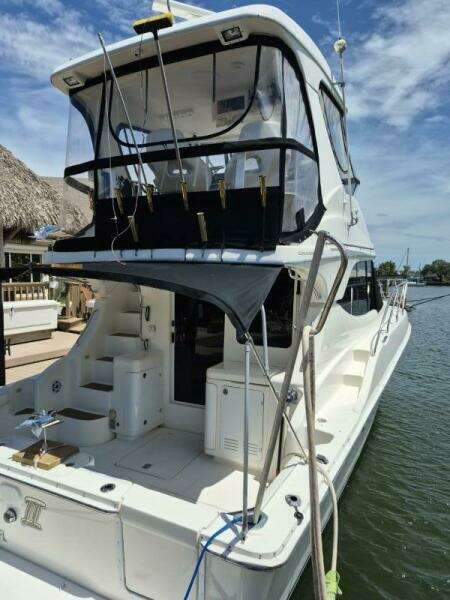38ft Silverton Yacht For Sale
