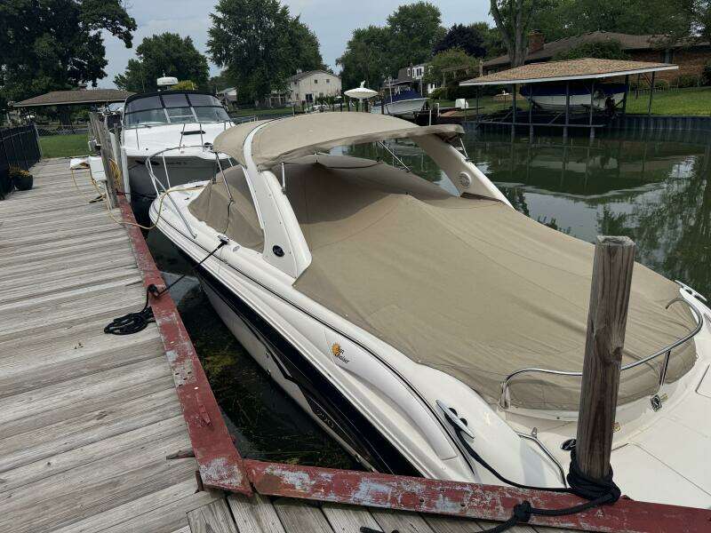 29ft Sea Ray Yacht For Sale