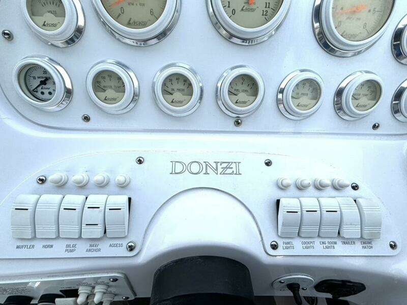 33ft Donzi Yacht For Sale