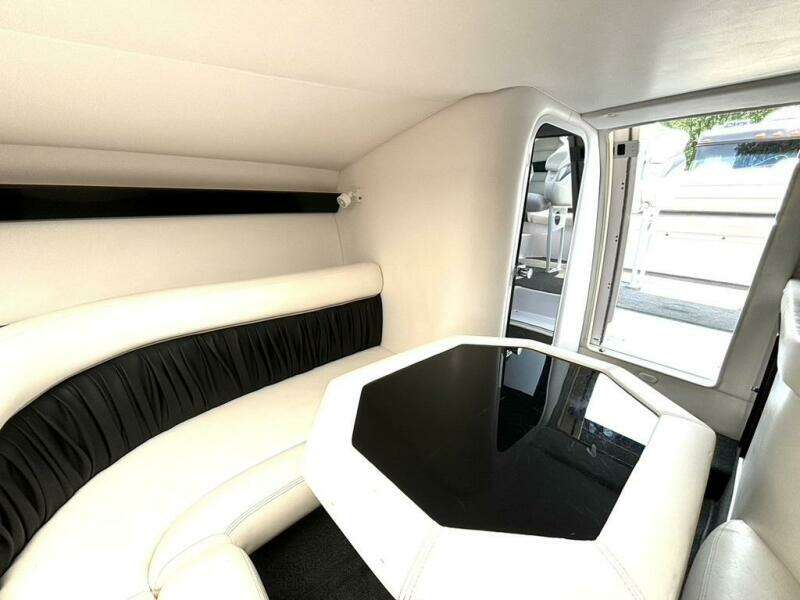 33ft Donzi Yacht For Sale