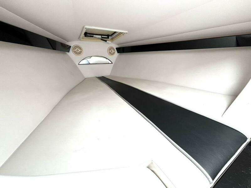 33ft Donzi Yacht For Sale