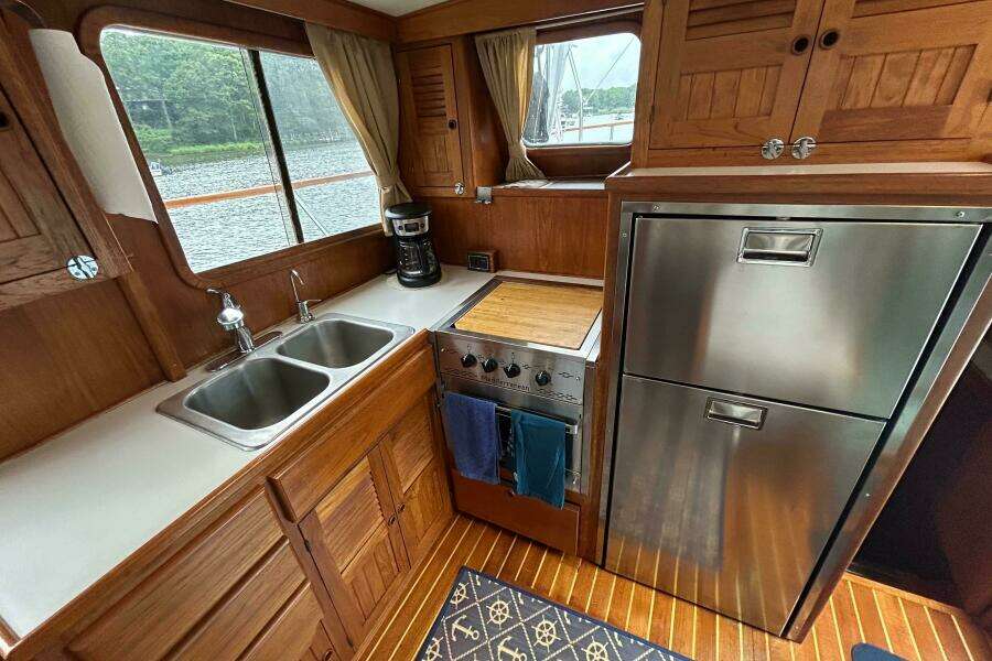 GRACE 36ft Monk Yacht For Sale