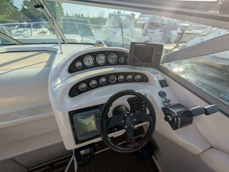 Concrete Blonde 31ft Monterey Yacht For Sale