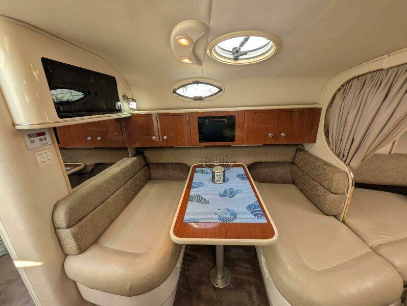 Concrete Blonde 31ft Monterey Yacht For Sale