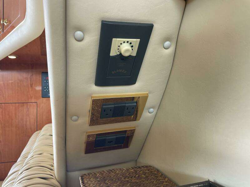 Music Man 42ft Sea Ray Yacht For Sale