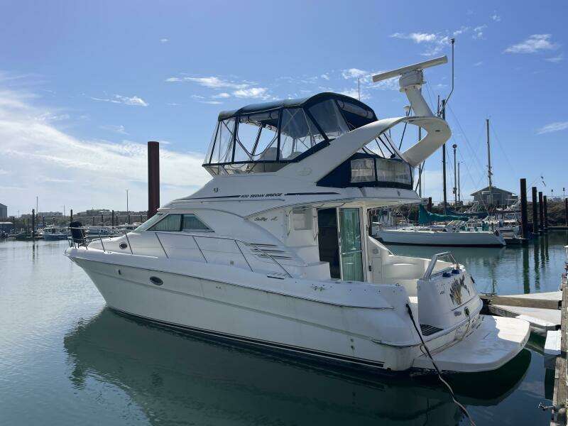 Music Man 42ft Sea Ray Yacht For Sale