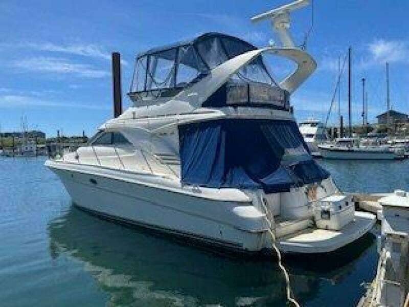 Music Man 42ft Sea Ray Yacht For Sale