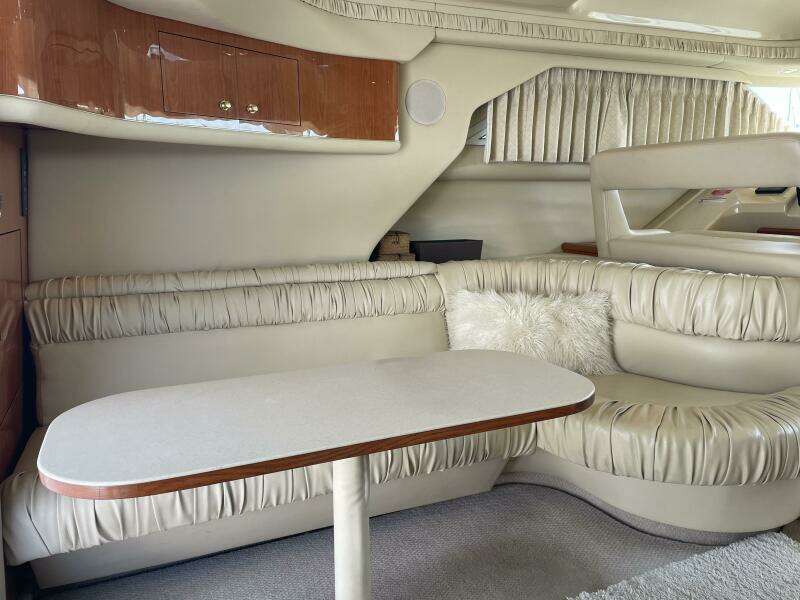 Music Man 42ft Sea Ray Yacht For Sale