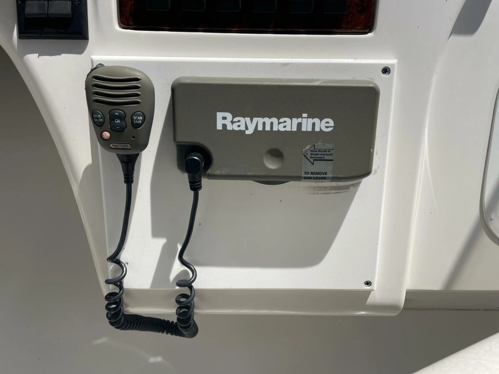 2000 Sea Ray 400 Sedan Bridge