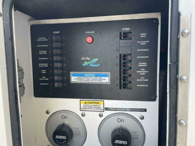 Music Man 42ft Sea Ray Yacht For Sale