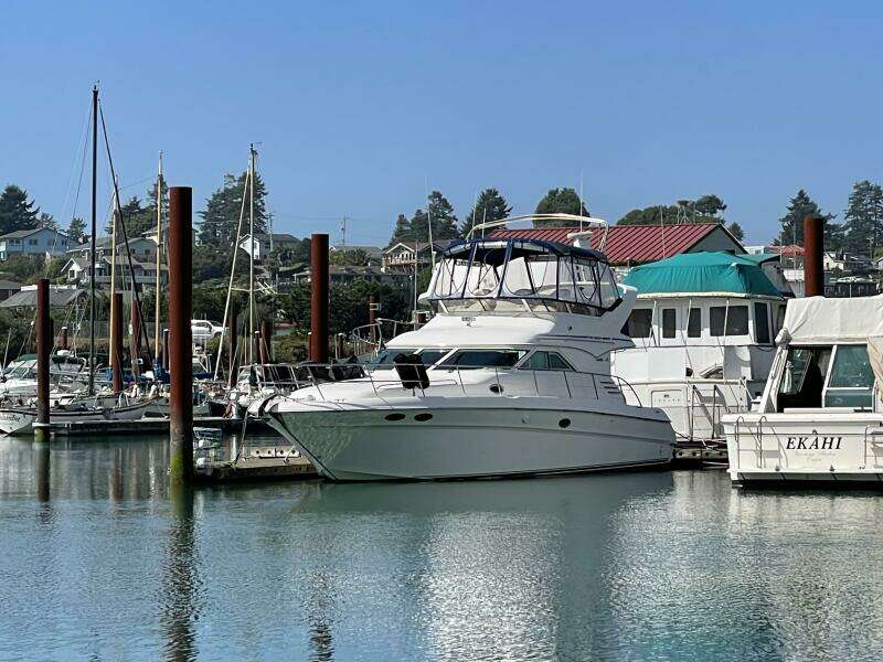Music Man 42ft Sea Ray Yacht For Sale