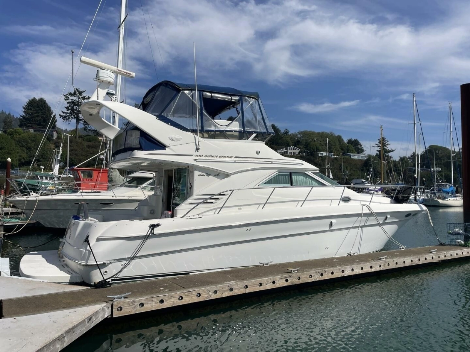 2000 Sea Ray 400 Sedan Bridge