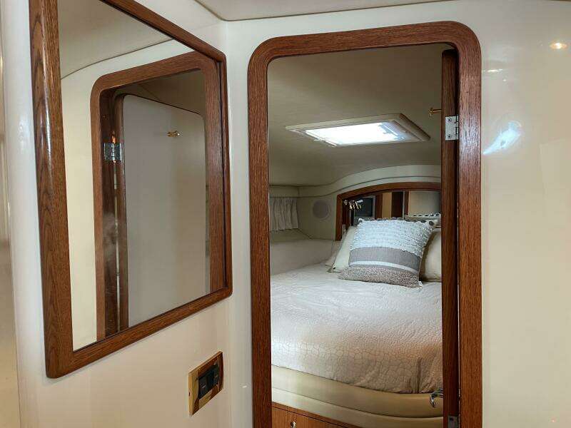 Music Man 42ft Sea Ray Yacht For Sale