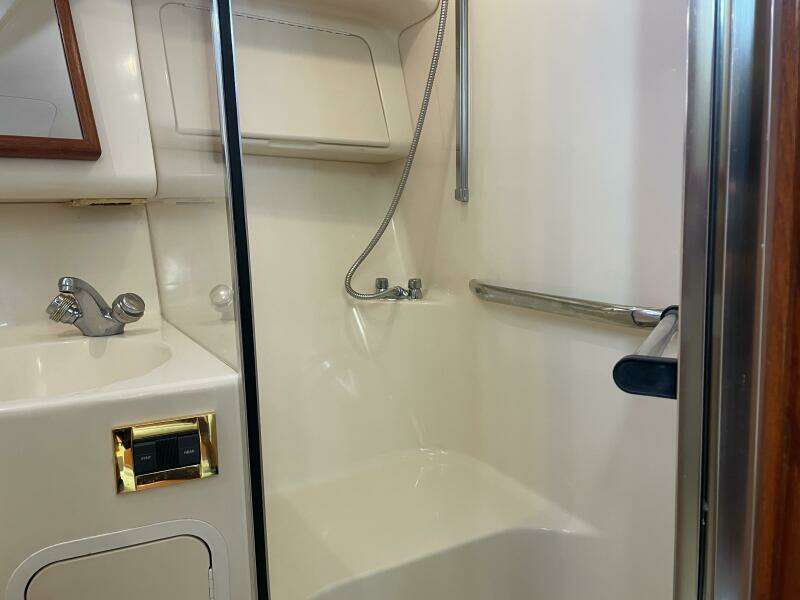 Music Man 42ft Sea Ray Yacht For Sale