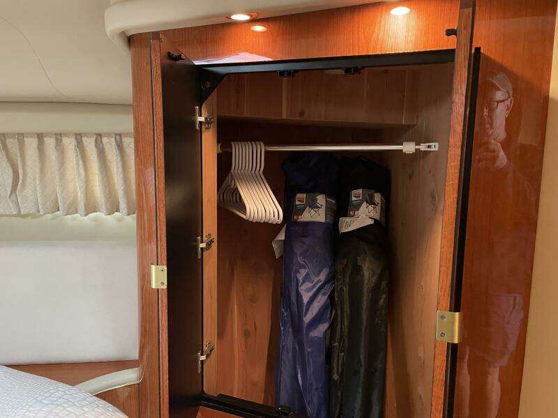 Music Man 42ft Sea Ray Yacht For Sale