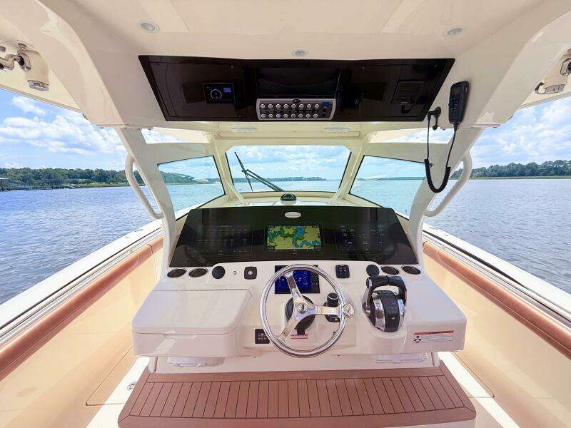 2020 Scout 38 LXF