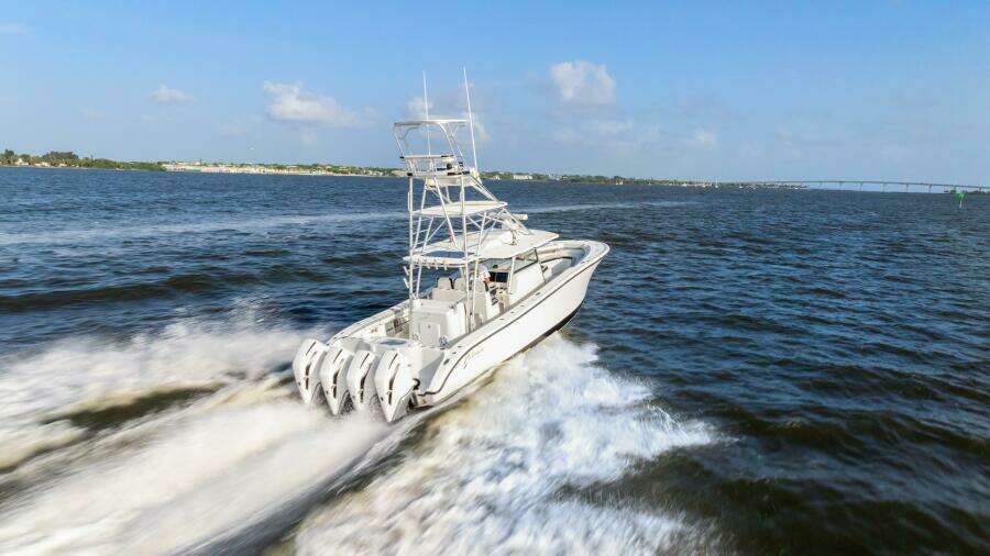 42ft Yellowfin Yacht For Sale