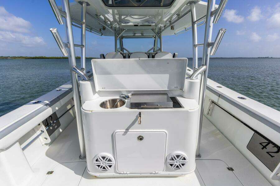 42ft Yellowfin Yacht For Sale