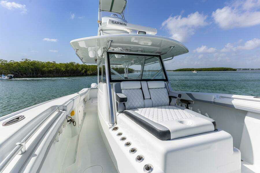 42ft Yellowfin Yacht For Sale