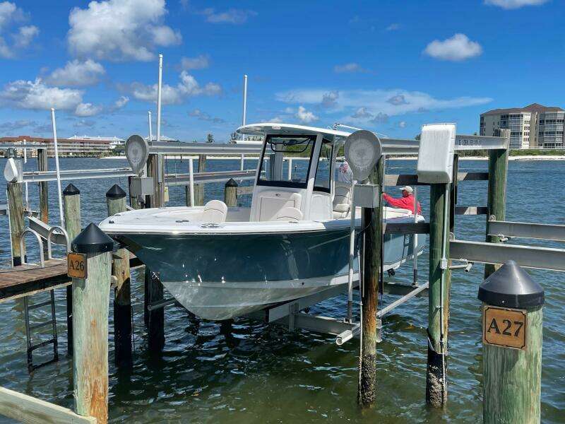 26ft Sea Hunt Yacht For Sale