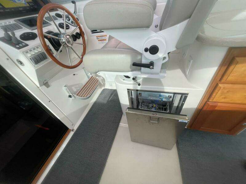 Merroir 34ft Back Cove Yacht For Sale