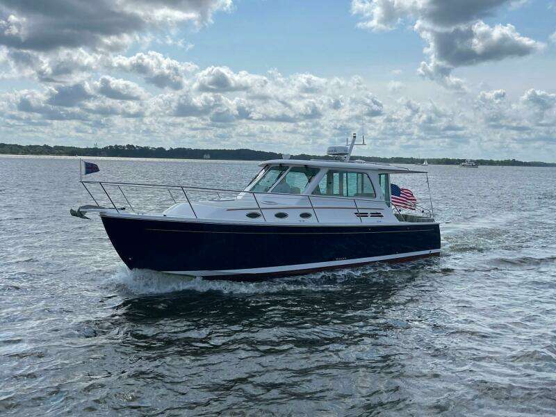 Merroir 34ft Back Cove Yacht For Sale