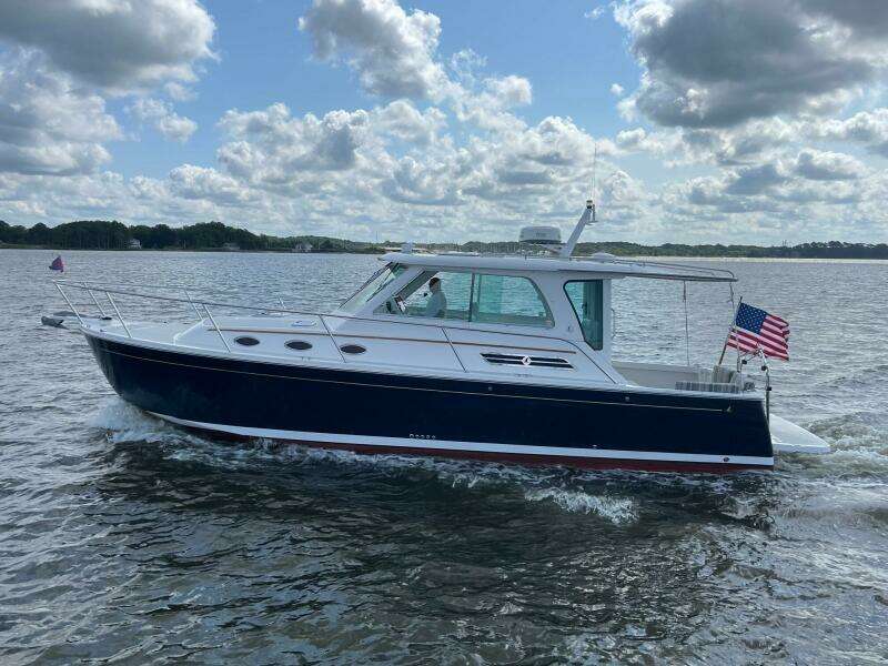 Merroir 34ft Back Cove Yacht For Sale