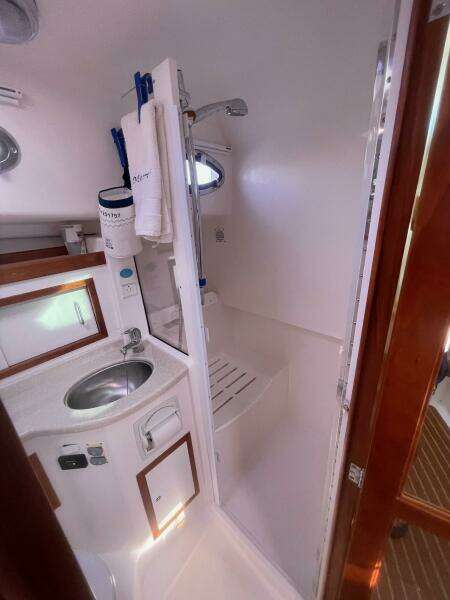 Merroir 34ft Back Cove Yacht For Sale