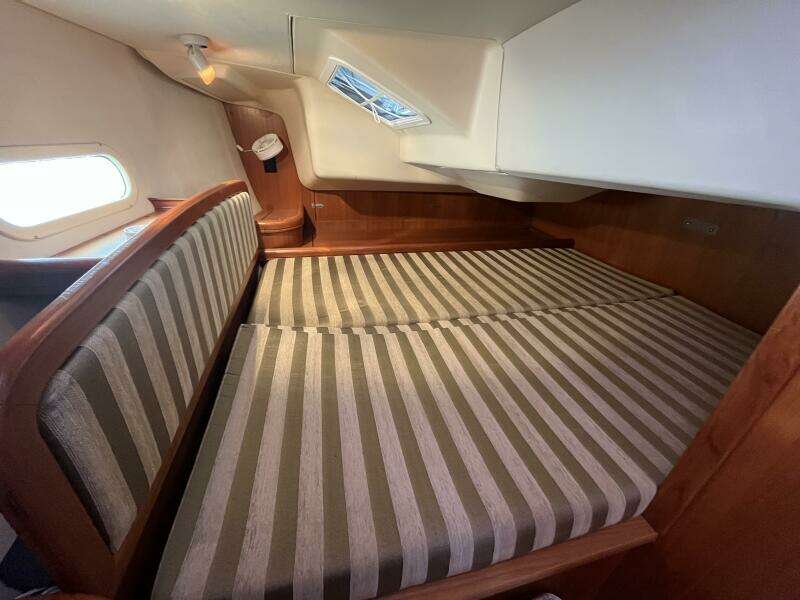 Intention 36ft Hunter Yacht For Sale