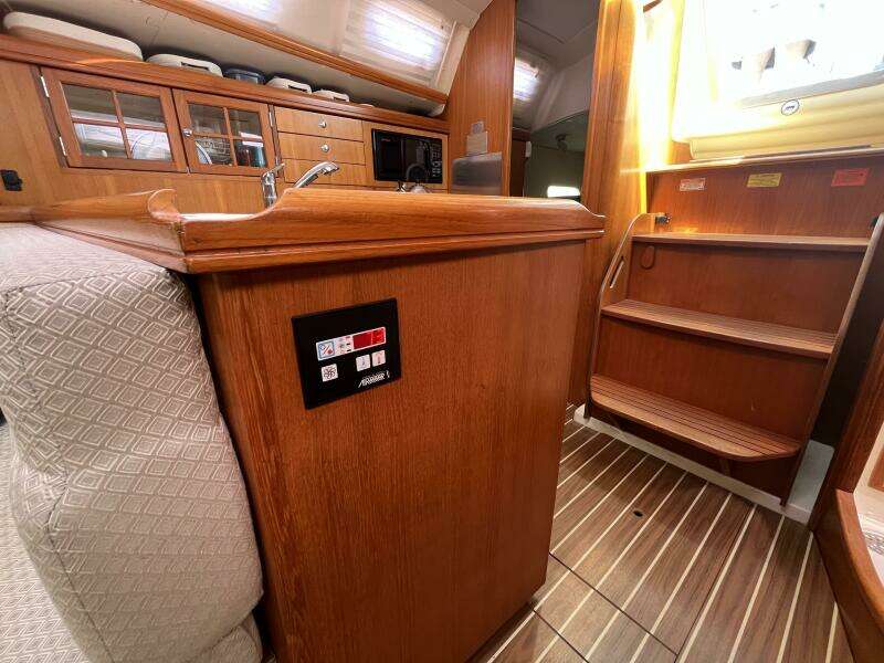 Intention 36ft Hunter Yacht For Sale