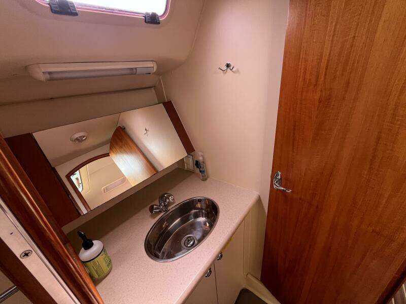 Intention 36ft Hunter Yacht For Sale