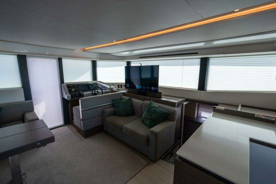Breathe 53ft Robertson  amp  Caine Yacht For Sale