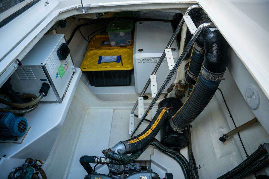 Breathe 53ft Robertson  amp  Caine Yacht For Sale