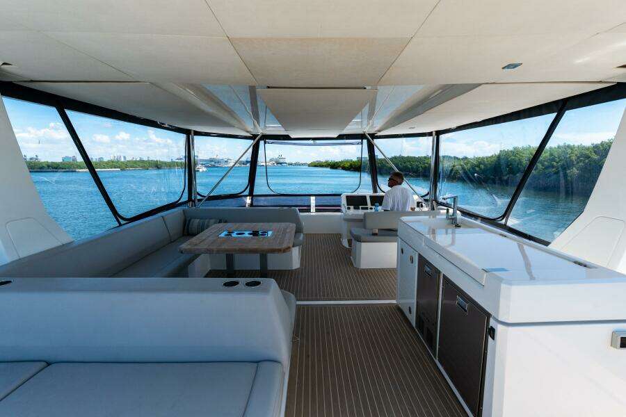 Breathe 53ft Robertson  amp  Caine Yacht For Sale