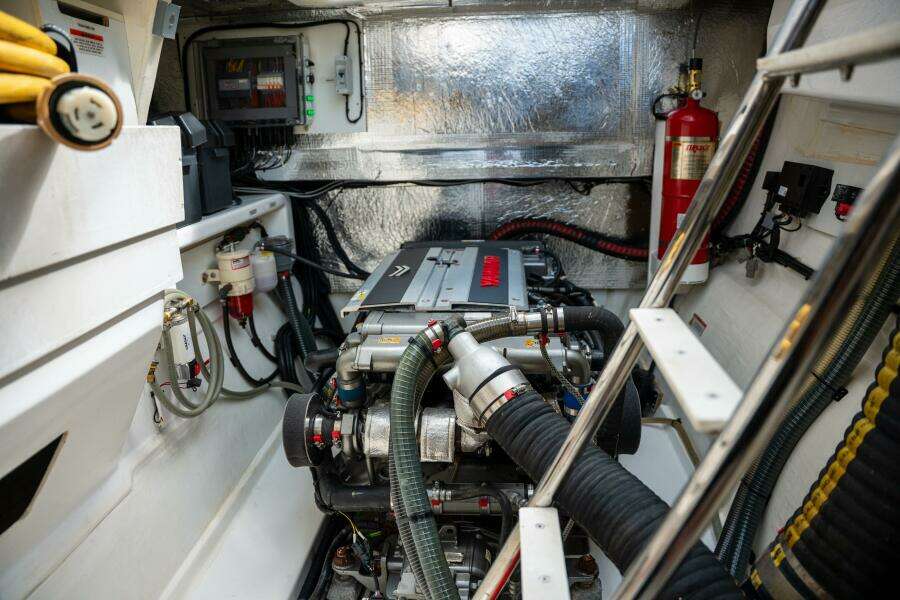 Breathe 53ft Robertson  amp  Caine Yacht For Sale